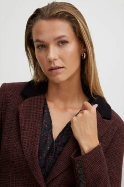 Jackenblazer In Schwarz -Modebe Kleidungs Geschäft atelier reve jackenblazer in schwarz 3