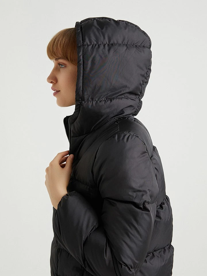 Steppjacke In Schwarz 6 Steppjacke In Schwarz – Bild 6