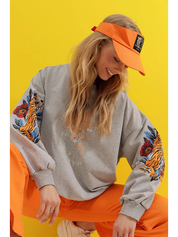 Sweatshirt In Grau/ Orange/ Blau 1 Sweatshirt In Grau/ Orange/ Blau