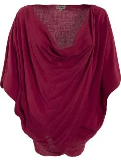 Poncho In Bordeaux