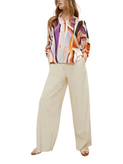 Comma Bluse In Bunt 7 Comma Bluse In Bunt -Modebe Kleidungs Geschäft comma bluse in bunt 3