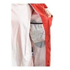 DIDRIKSONS Regenmantel Thelma 4 In Coral Red 13 DIDRIKSONS Regenmantel Thelma 4 In Coral Red -Modebe Kleidungs Geschäft didriksons regenmantel thelma 4 in coral red 6