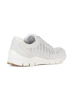 Geox Sneakers "Dsukie" In Weiß -Modebe Kleidungs Geschäft geox sneakers dsukie in weiss 4