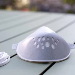 HI - Mund- Und Nasen- Maske In Organic Grey 7 HI - Mund- Und Nasen- Maske In Organic Grey -Modebe Kleidungs Geschäft koziol organic hi mund und nasen maske in organic grey 2