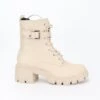 Boots In Beige