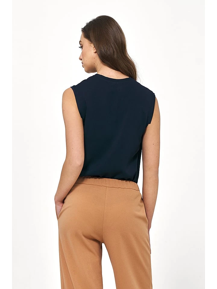 Bluse In Dunkelblau 5 Bluse In Dunkelblau – Bild 5