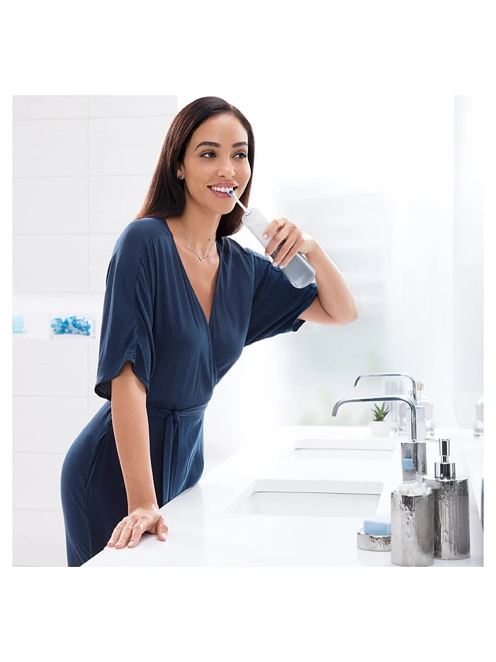 Oral B Munddusche "Oral-B AquaCare 6" In Weiß 9 Oral B Munddusche "Oral-B AquaCare 6" In Weiß – Bild 9