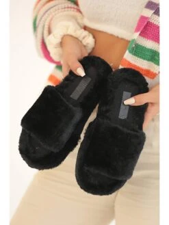 Hausschuhe In Schwarz -Modebe Kleidungs Geschäft pinqity hausschuhe in schwarz 5