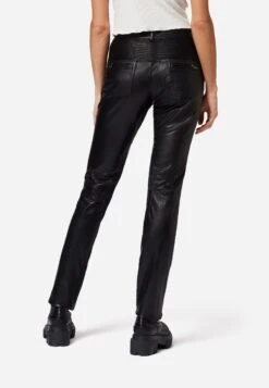 Lederhose 9810 In Schwarz -Modebe Kleidungs Geschäft ricano lederhose 9810 in schwarz 2