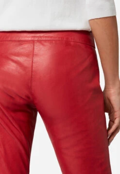Lederhose Low Cut In Rot -Modebe Kleidungs Geschäft ricano lederhose low cut in rot 3