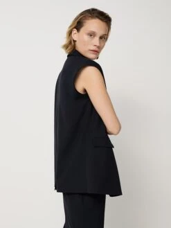 Someday Weste "Neste" In Schwarz -Modebe Kleidungs Geschäft someday weste neste in schwarz 3