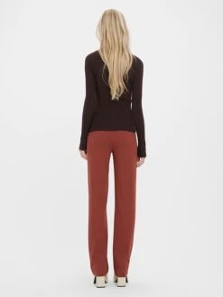 Vero Moda Longsleeve "Evie" In Dunkelbraun -Modebe Kleidungs Geschäft vero moda longsleeve evie in dunkelbraun 2